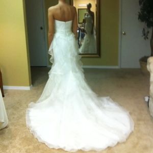 Badgley Mischka, size 6, ivory, wedding dress